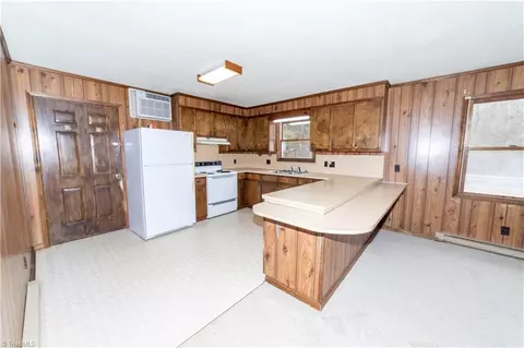 334 Garner Rd, Denton, NC 27239 photo 2