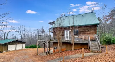 282 Brookline Dr, Purlear, NC 28665 photo 2