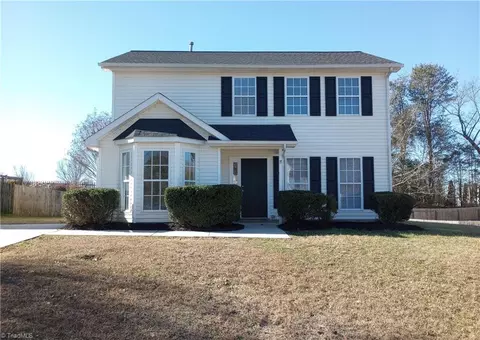 4457 Old Wood Ct, Kernersville, NC 27284