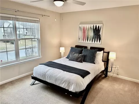 Bedroom - 2685 Lamplight Cir, High Point, NC 27265 photo 4 of 5