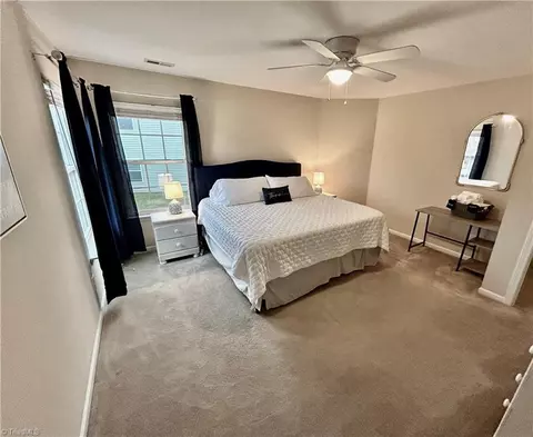 Bedroom - 2685 Lamplight Cir, High Point, NC 27265 photo 2 of 5