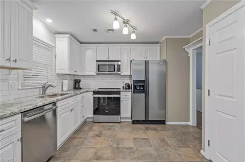 3810 Greenway Dr, Trinity, NC 27370 photo 18