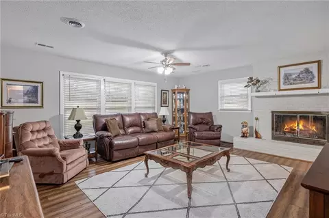 3810 Greenway Dr, Trinity, NC 27370 photo 7