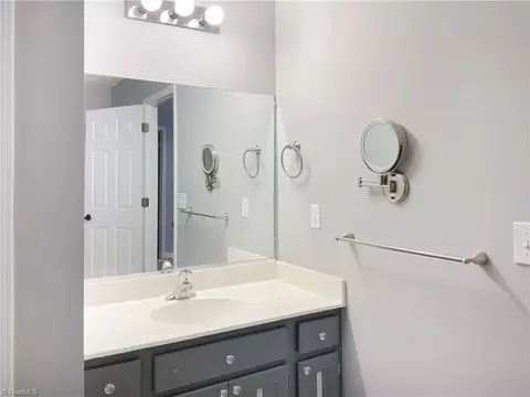 4000 Patsy Dr, Winston Salem, NC 27107 photo 16