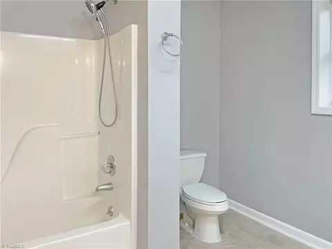 4000 Patsy Dr, Winston Salem, NC 27107 photo 17