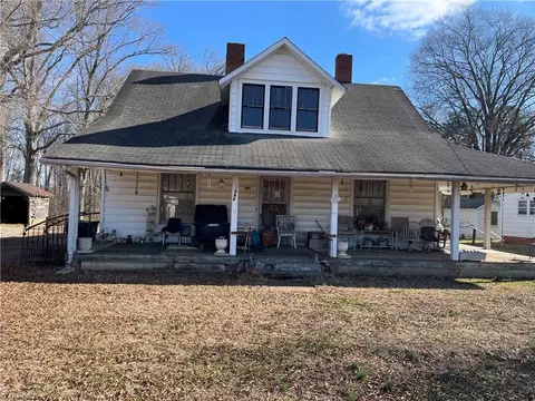 1694 Old Us Highway 52, Lexington, NC 27295