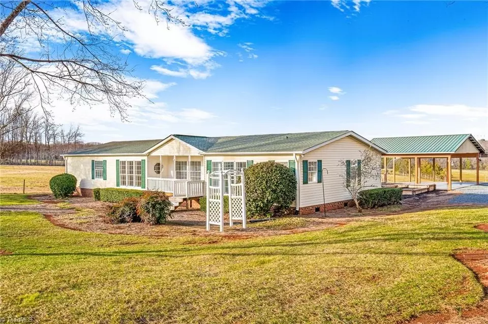 4496 Old Edgar Rd, Sophia, NC 27350 29 Photos Movoto