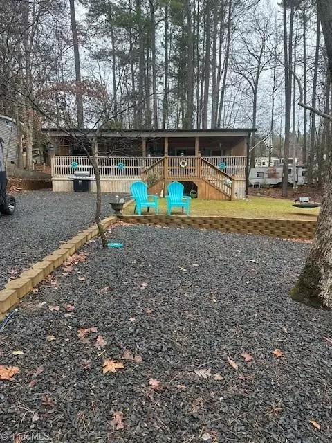 124 Sleepy Cove Trl, Mount Gilead, NC 27306