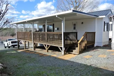 109 Hill Top Dr #788, New London, NC 28127