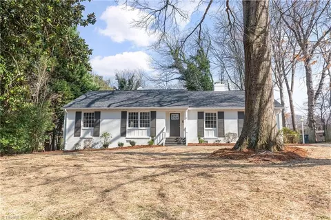 612 Whittier Dr, Greensboro, NC 27403