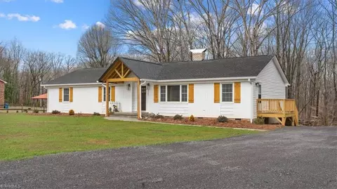 4087 Us Highway 158, Advance, NC 27006