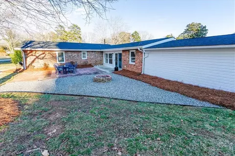 3417 Greenhill Dr, High Point, NC 27265 photo 34