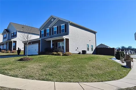 Exterior - 290 Brassfield Dr, Burlington, NC 27217 photo 2 of 6