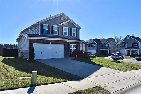 Exterior - 290 Brassfield Dr, Burlington, NC 27217 photo 3 of 6