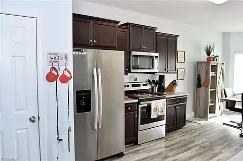 Kitchen - 290 Brassfield Dr, Burlington, NC 27217 photo 1 of 3