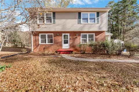2031 Independence Rd, Winston Salem, NC 27106