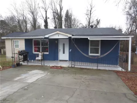 7 Royal St, Thomasville, NC 27360