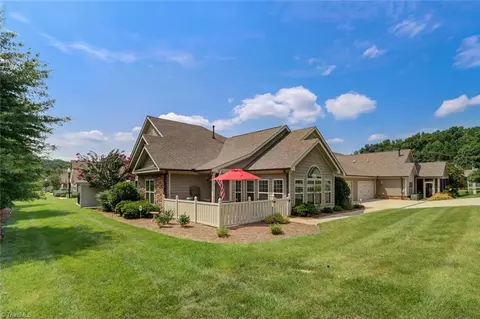 3559 Old Grist Ct, Winston Salem, NC 27103