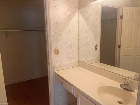 171 Old Mill Rd #B, High Point, NC 27265 photo 14