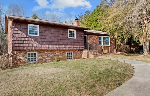 4040 Bethania Station Rd, Winston Salem, NC 27106