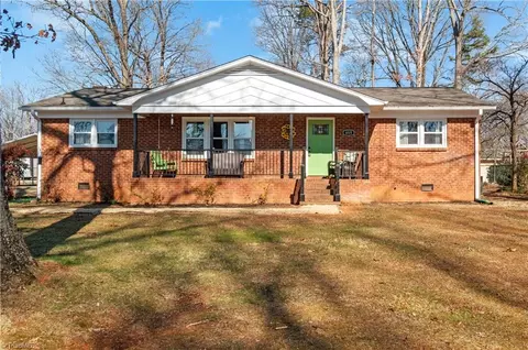 455 Stratford Rd, Lexington, NC 27292