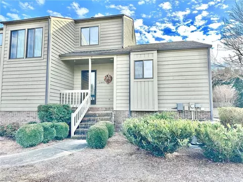 2447 Cypress Ct, High Point, NC 27265