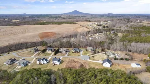 0 Mountain Ridge Ct, King, NC 27021