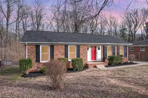 1700 Woodridge Ave, Greensboro, NC 27405