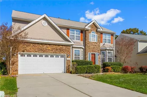 3715 Single Leaf Cir, High Point, NC 27265 photo 3