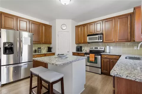 3715 Single Leaf Cir, High Point, NC 27265 photo 16