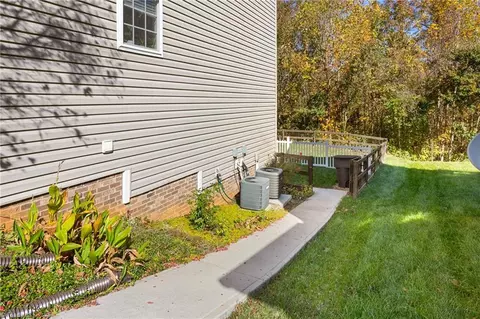 3715 Single Leaf Cir, High Point, NC 27265 photo 48