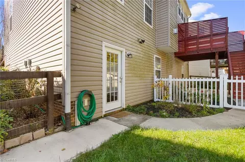 3715 Single Leaf Cir, High Point, NC 27265 photo 47