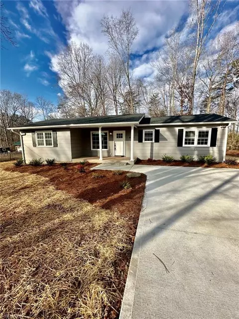 622 Green Tree Dr, Lewisville, NC 27023