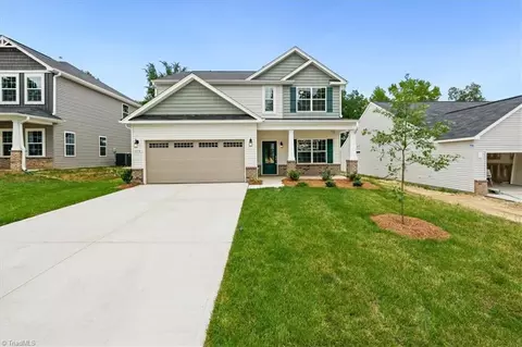 4216 Canter Creek Ln, High Point, NC 27262