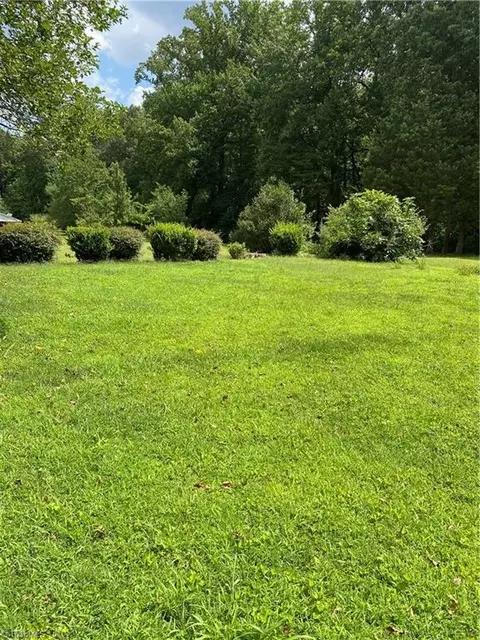 0 Old Town Dr, Winston Salem, NC 27106