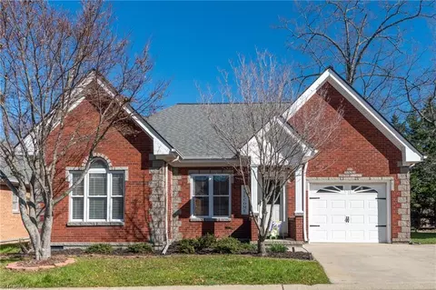 552 Leston Gilbert Dr, Kernersville, NC 27284