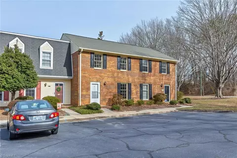 3905 Valley Ct #E, Winston Salem, NC 27106