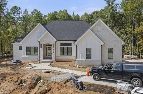544 Doub Rd, Lewisville, NC 27023