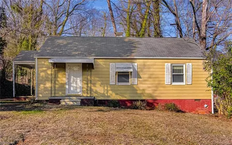 3658 Cornell Blvd, Winston Salem, NC 27107