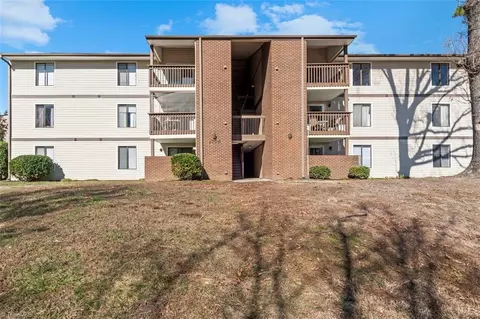 1700 Hamilton St N #A, High Point, NC 27262