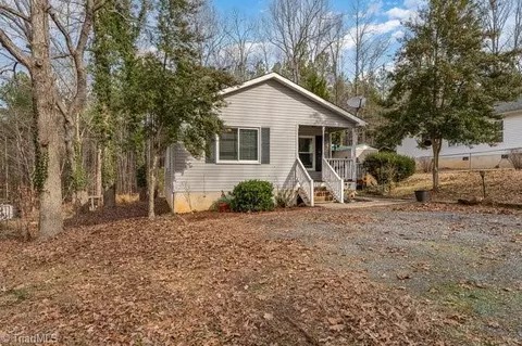 1433 Oakland Ave, Asheboro, NC 27203