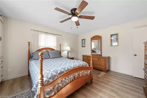 Bedroom - 209 Stadium Dr, Eden, NC 27288 photo 2 of 5