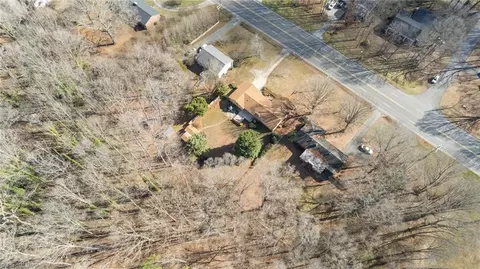 View/Area - 209 Stadium Dr, Eden, NC 27288 photo 3 of 5