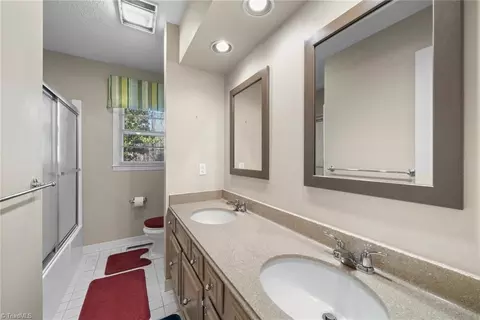 Bath - 209 Stadium Dr, Eden, NC 27288 photo 2 of 2