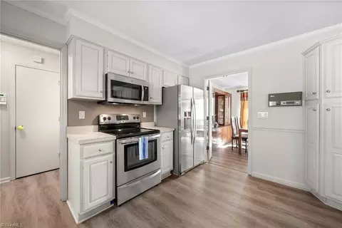 Kitchen - 209 Stadium Dr, Eden, NC 27288 photo 4 of 4