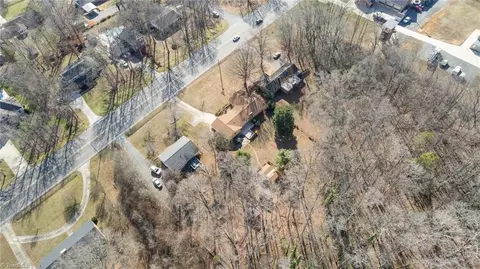View/Area - 209 Stadium Dr, Eden, NC 27288 photo 5 of 5