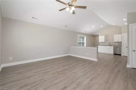 201 15th St E, Salisbury, NC 28144 photo 2