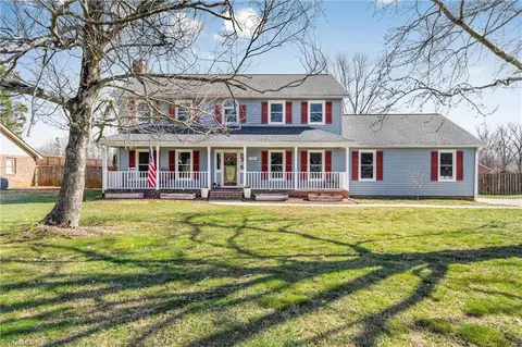 1300 Linview Dr, Kernersville, NC 27284