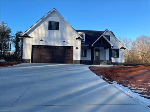 178 Whitetail Rdg, Winston Salem, NC 27107
