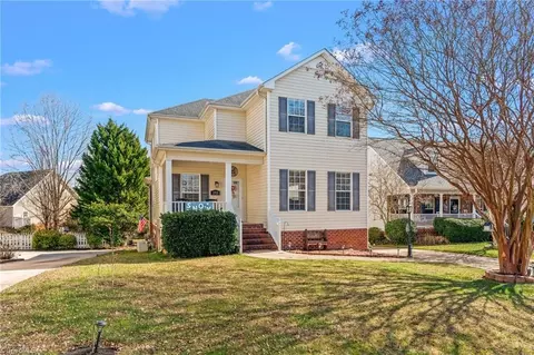 1715 Springfield Village Ct, Clemmons, NC 27012
